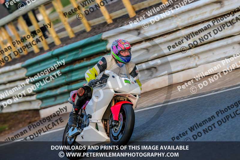 PJM Wedding Photography;enduro digital images;event digital images;eventdigitalimages;mallory park;mallory park photographs;mallory park trackday;mallory park trackday photographs;no limits trackdays;peter wileman photography;racing digital images;trackday digital images;trackday photos